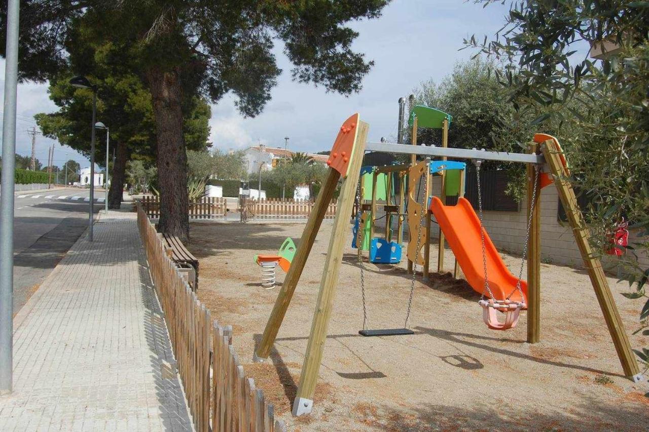 فيلا Casa Junto A La Playa Costa Dorada إليامبويا المظهر الخارجي الصورة
